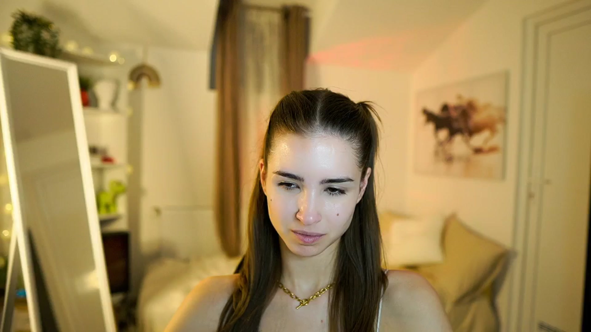 Gallery image thumbnail from Shy_jane's myfreecams stream on, 01/12/2026, 18:04 image 12 of 20