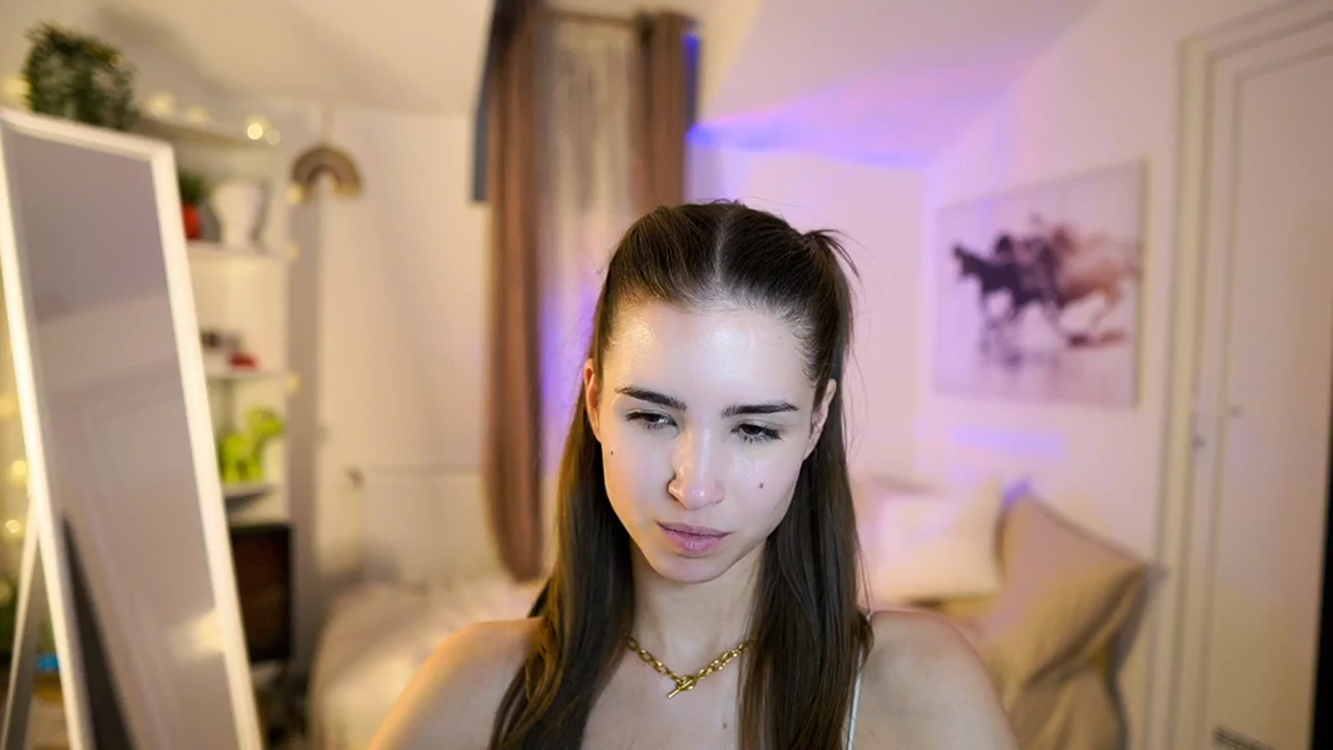 Gallery image thumbnail from Shy_jane's myfreecams stream on, 01/12/2026, 18:04 image 15 of 20