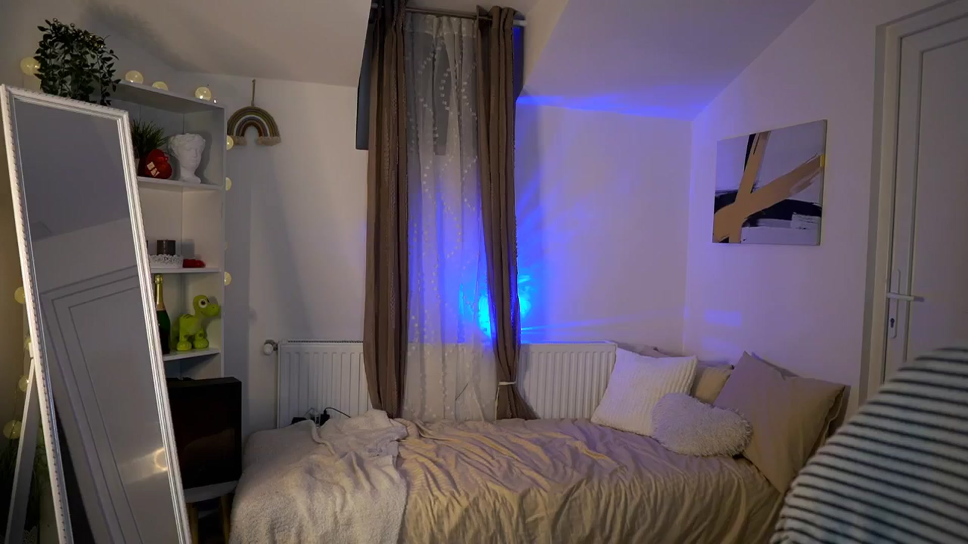Gallery image thumbnail from Shy_jane's myfreecams stream on, 01/16/2026, 15:47 image 2 of 20