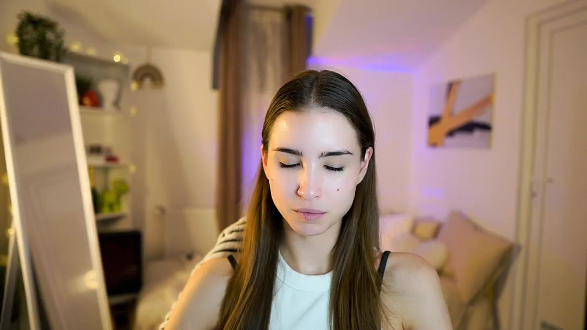 Gallery image thumbnail from Shy_jane's myfreecams stream on, 01/20/2026, 16:10 image 1 of 20