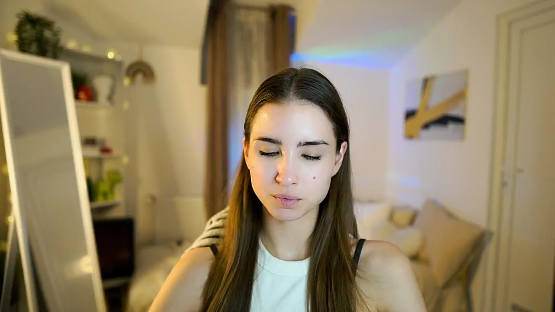 Gallery image thumbnail from Shy_jane's myfreecams stream on, 01/20/2026, 16:10 image 3 of 20