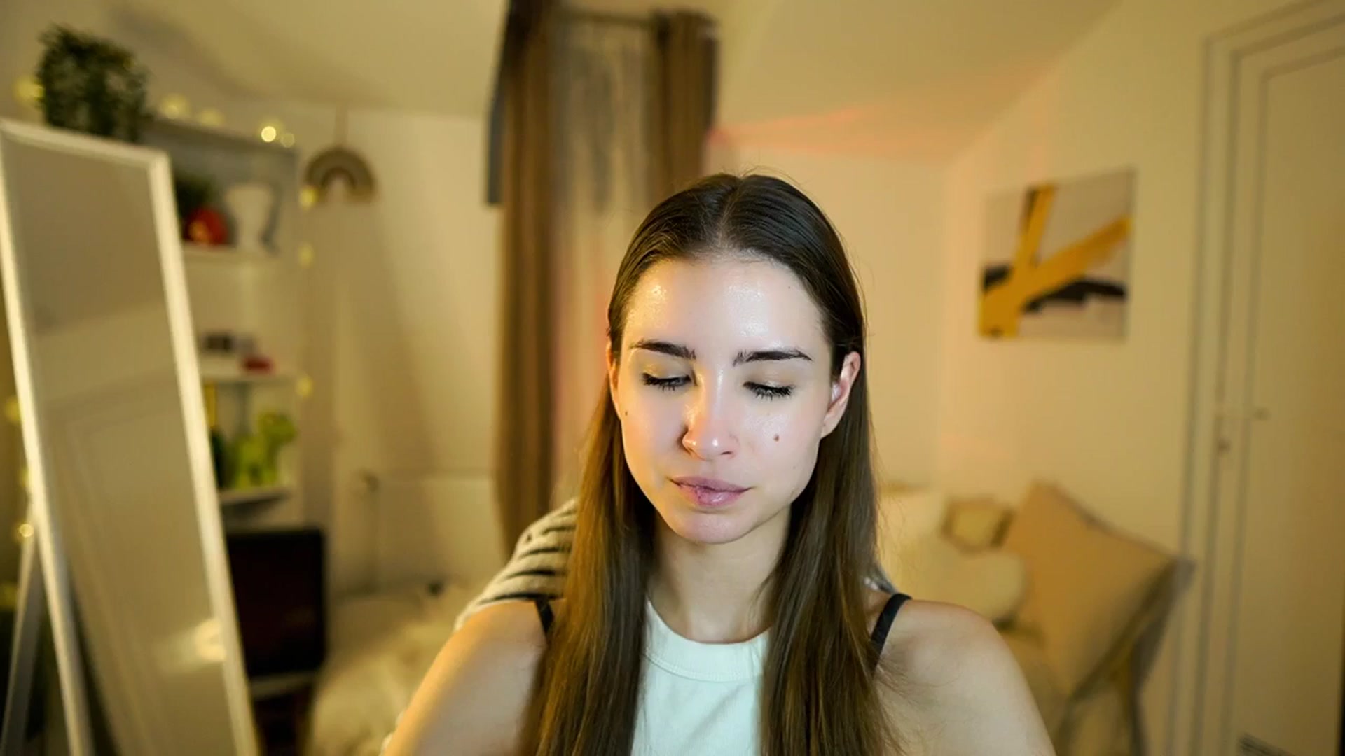 Gallery image thumbnail from Shy_jane's myfreecams stream on, 01/20/2026, 16:10 image 7 of 20