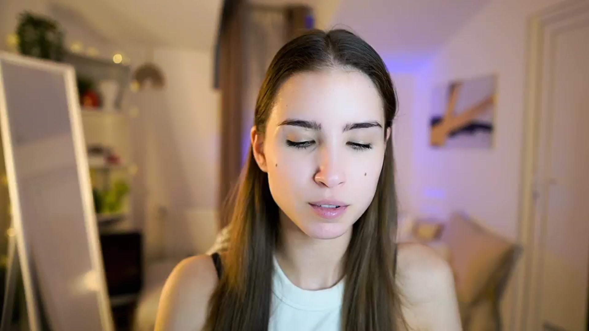 Gallery image thumbnail from Shy_jane's myfreecams stream on, 01/20/2026, 16:10 image 4 of 20