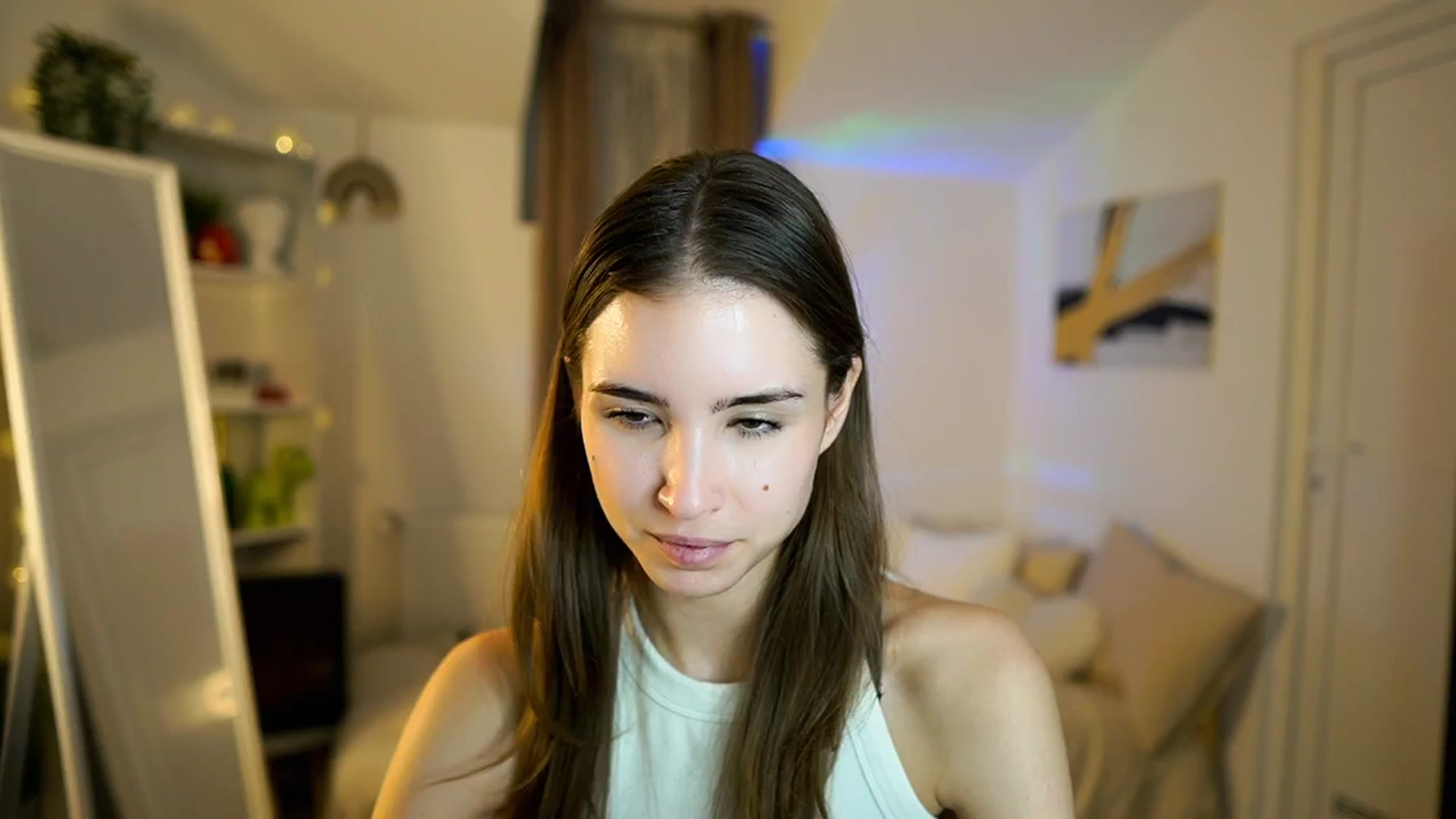 Gallery image thumbnail from Shy_jane's myfreecams stream on, 01/20/2026, 17:49 image 14 of 20