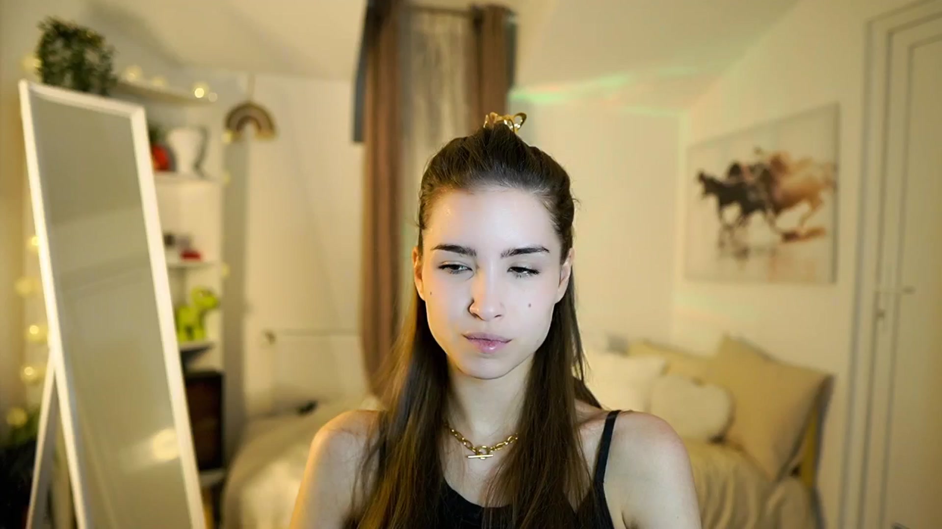 Gallery image thumbnail from Shy_jane's myfreecams stream on, 01/22/2026, 10:15 image 7 of 20