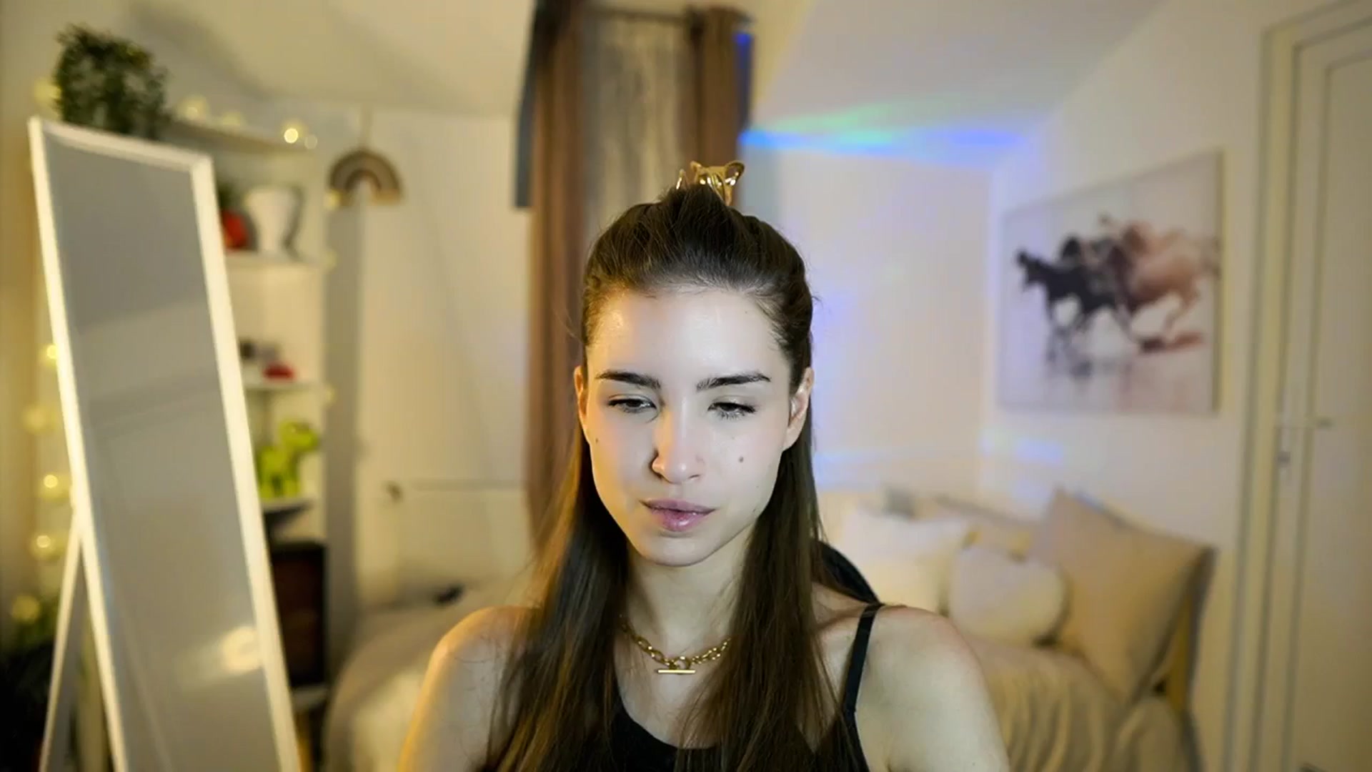 Gallery image thumbnail from Shy_jane's myfreecams stream on, 01/22/2026, 10:15 image 11 of 20