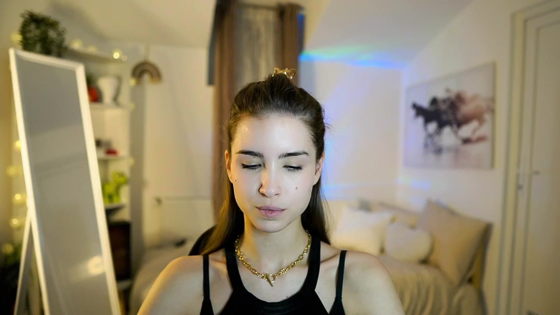 Gallery image thumbnail from Shy_jane's myfreecams stream on, 01/22/2026, 12:05 image 8 of 20