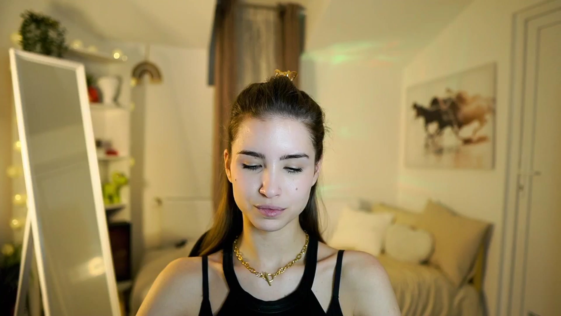 Gallery image thumbnail from Shy_jane's myfreecams stream on, 01/22/2026, 12:05 image 15 of 20