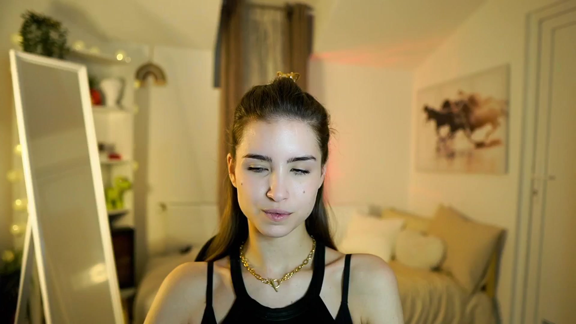 Gallery image thumbnail from Shy_jane's myfreecams stream on, 01/22/2026, 12:05 image 12 of 20