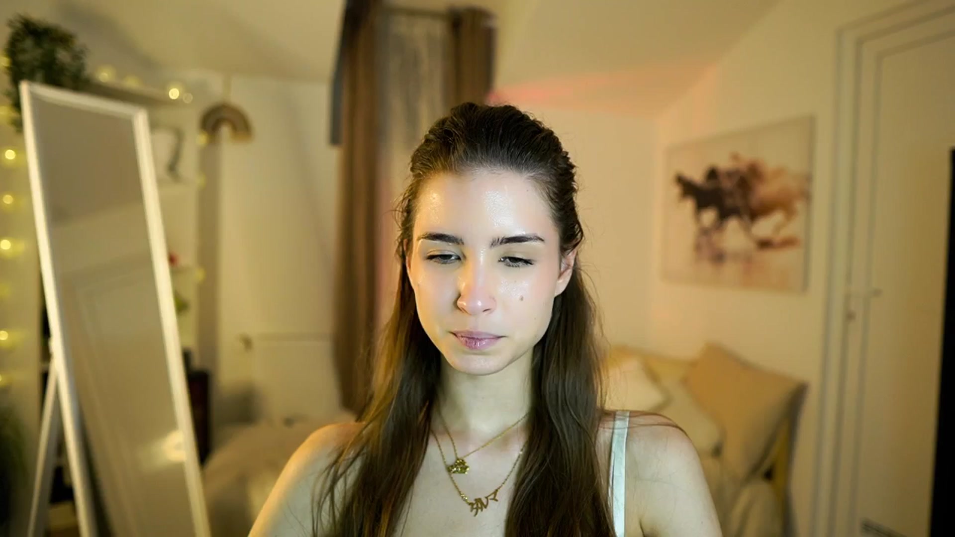 Gallery image thumbnail from Shy_jane's myfreecams stream on, 01/29/2026, 16:40 image 10 of 20
