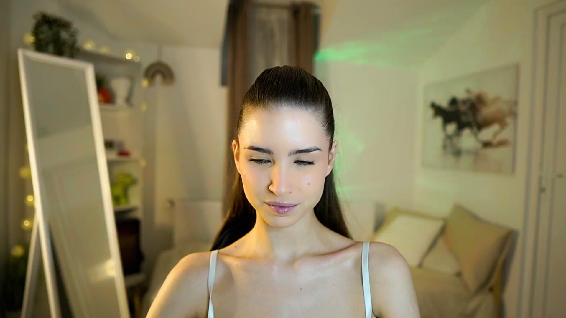 Gallery image thumbnail from Shy_jane's myfreecams stream on, 02/05/2026, 10:27 image 12 of 20