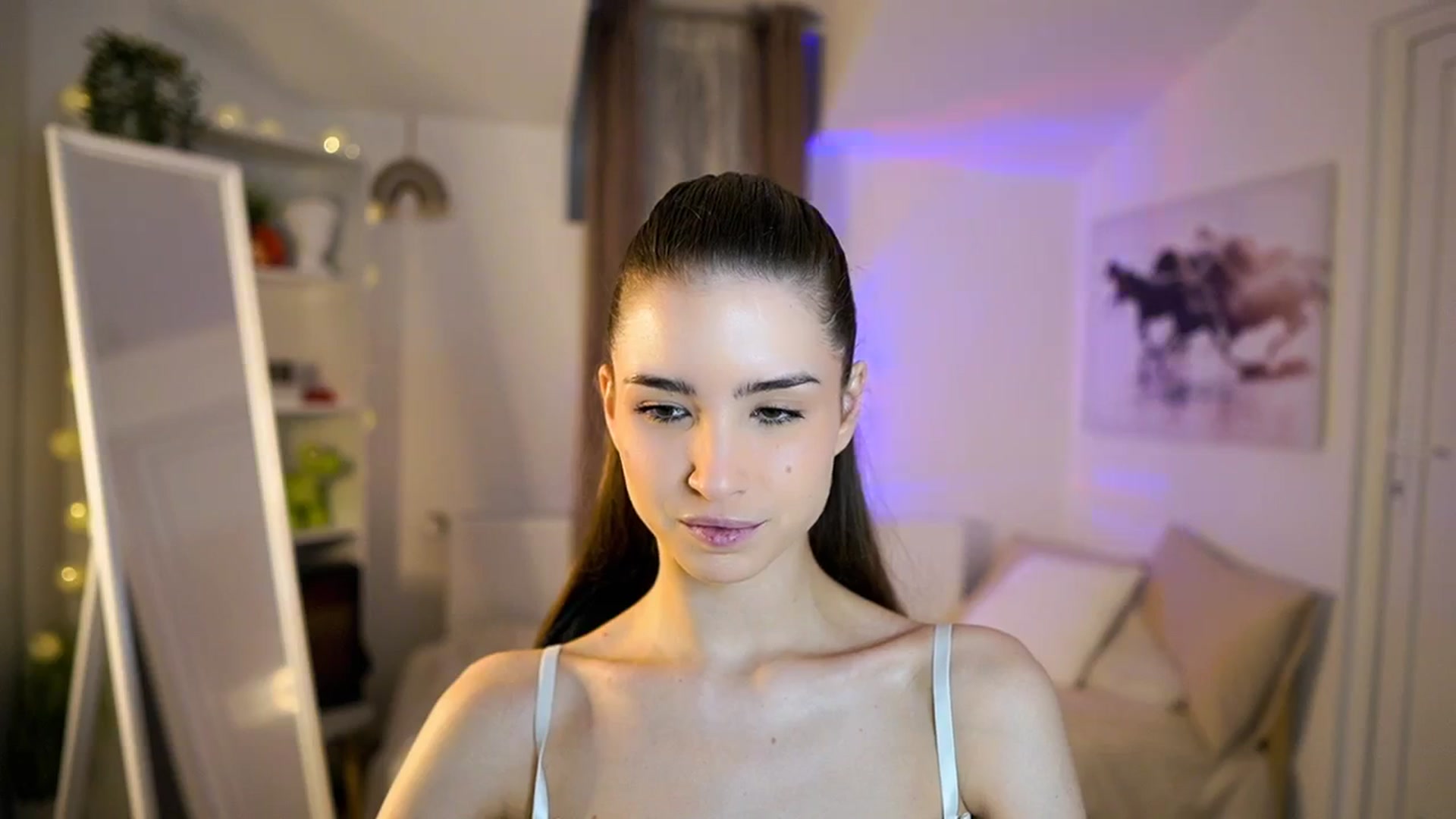 Gallery image thumbnail from Shy_jane's myfreecams stream on, 02/05/2026, 10:27 image 13 of 20