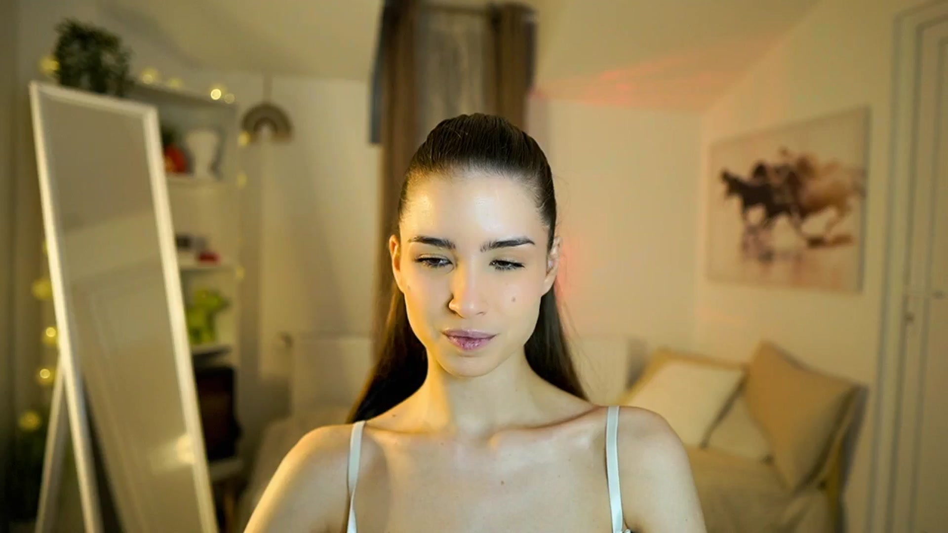 Gallery image thumbnail from Shy_jane's myfreecams stream on, 02/05/2026, 10:27 image 14 of 20