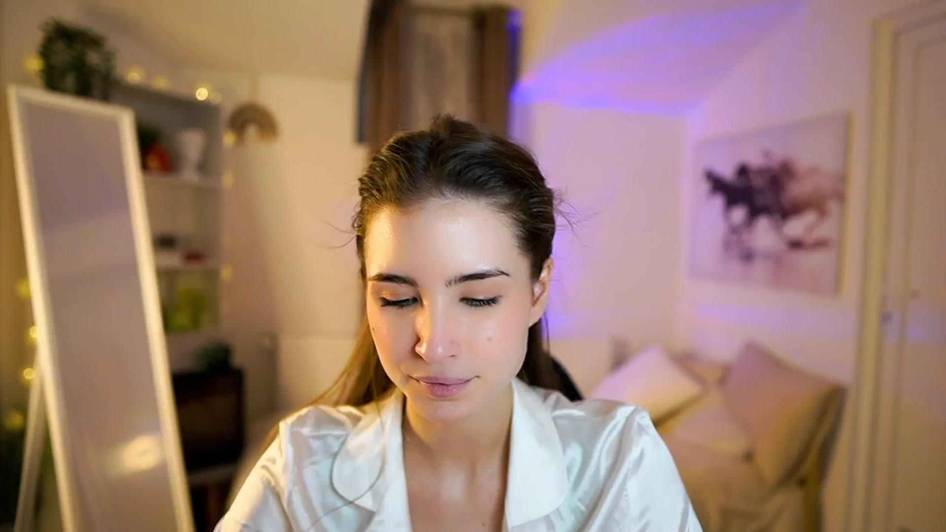 Gallery image thumbnail from Shy_jane's myfreecams stream on, 02/06/2026, 17:19 image 4 of 20