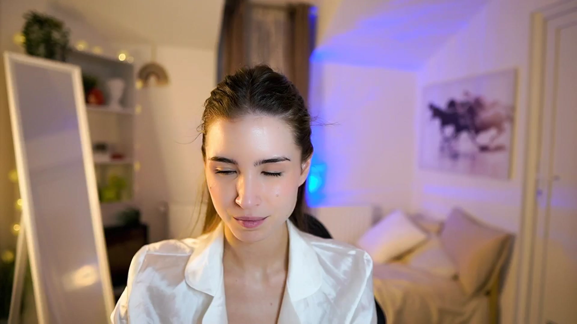 Gallery image thumbnail from Shy_jane's myfreecams stream on, 02/06/2026, 17:19 image 14 of 20