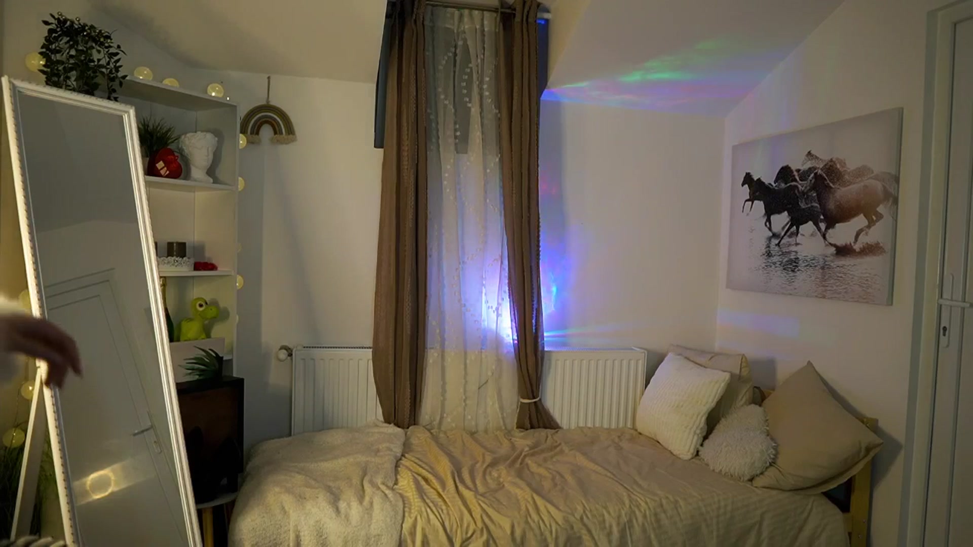 Gallery image thumbnail from Shy_jane's myfreecams stream on, 02/22/2026, 13:33 image 5 of 20