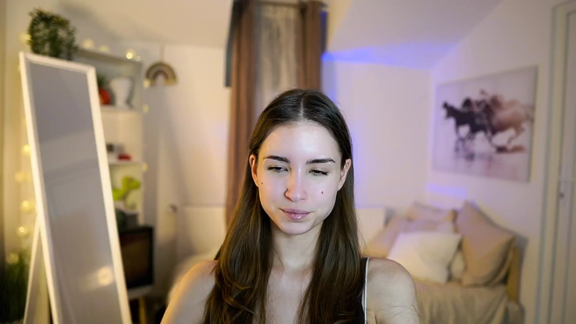 Gallery image thumbnail from Shy_jane's myfreecams stream on, 03/03/2026, 14:21 image 6 of 20