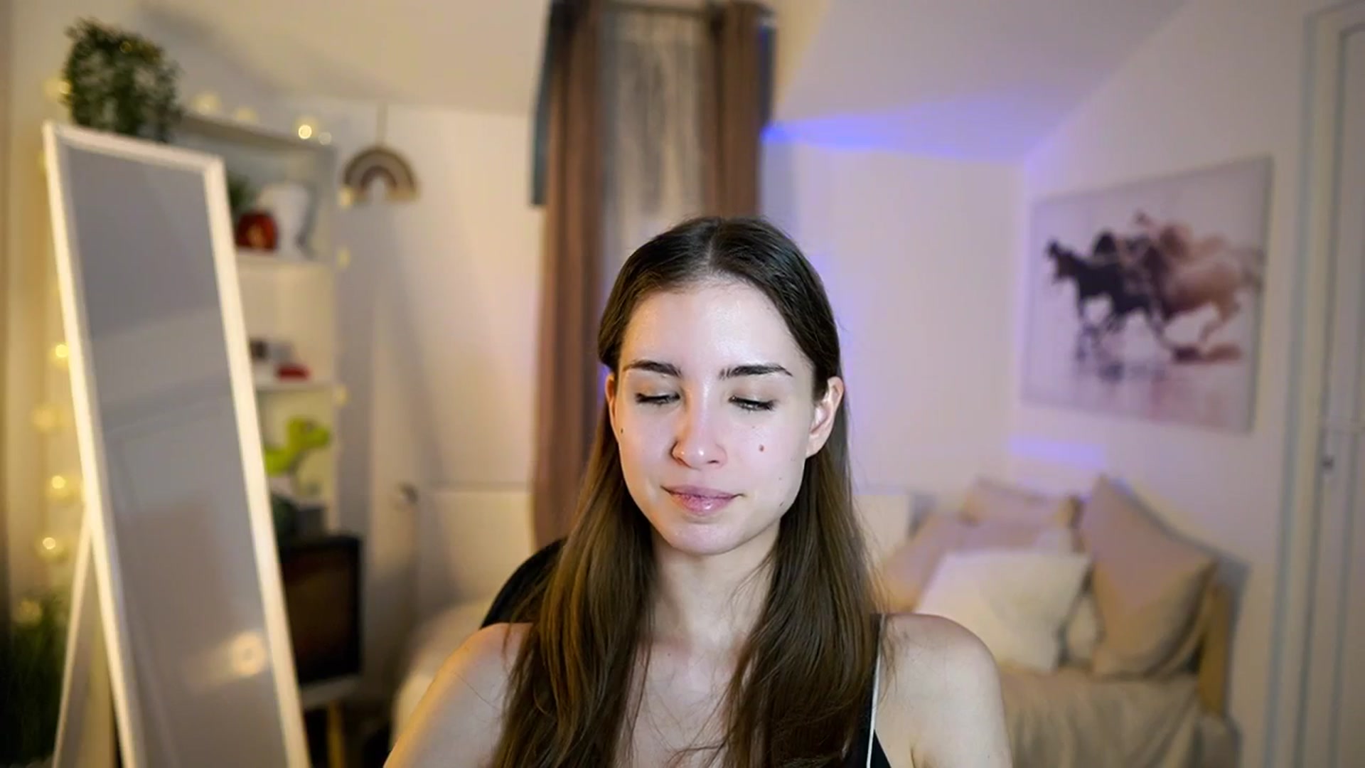 Gallery image thumbnail from Shy_jane's myfreecams stream on, 03/03/2026, 16:53 image 8 of 20