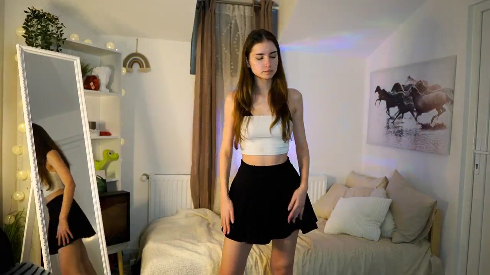 Gallery image thumbnail from Shy_jane's myfreecams stream on, 03/03/2026, 16:53 image 13 of 20