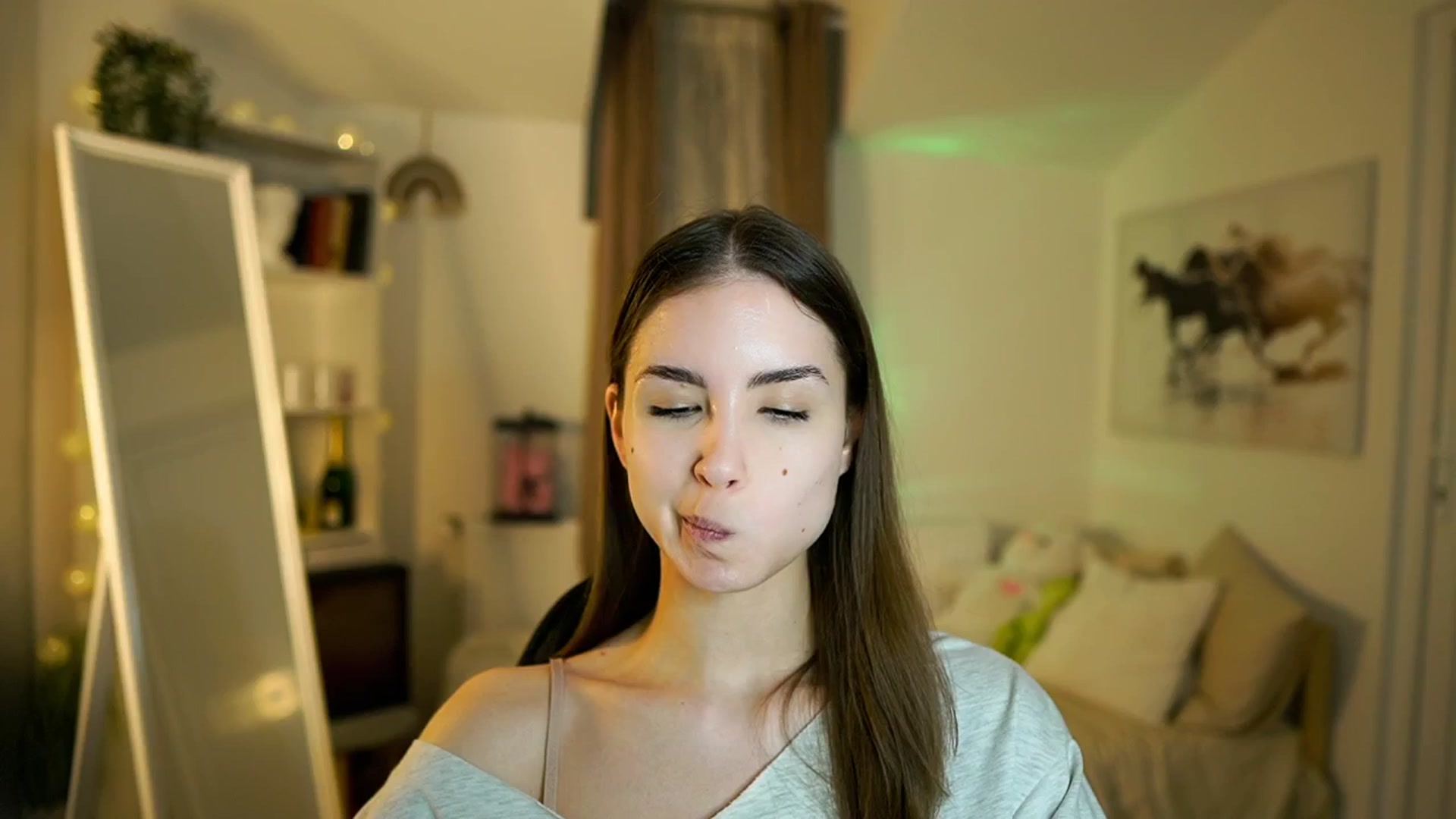 Gallery image thumbnail from Shy_jane's myfreecams stream on, 03/16/2026, 10:45 image 2 of 20