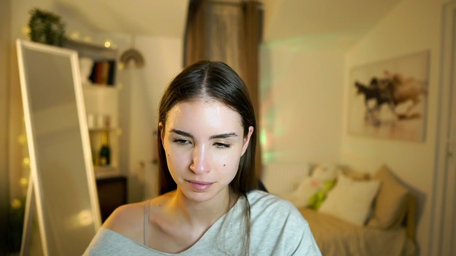 Gallery image thumbnail from Shy_jane's myfreecams stream on, 03/16/2026, 16:31 image 9 of 20