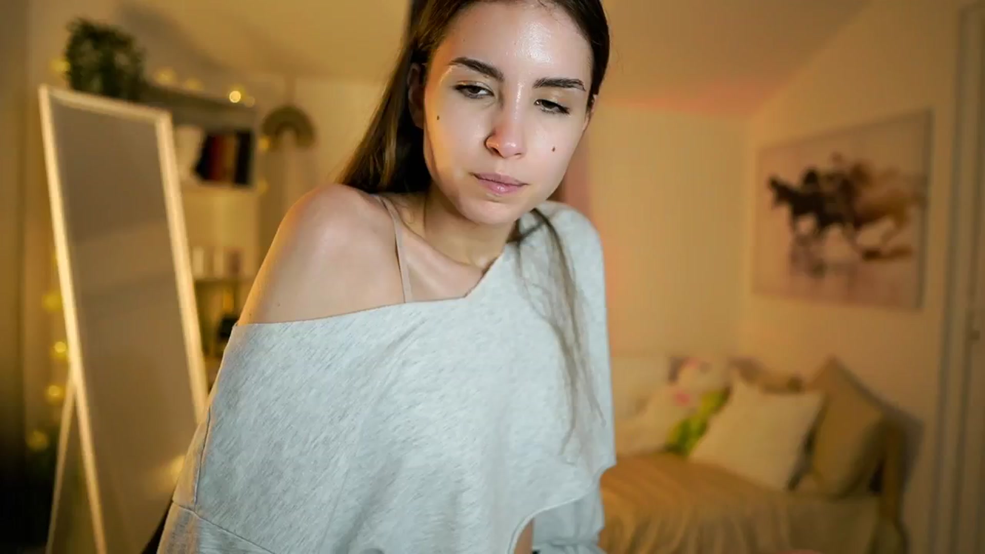 Gallery image thumbnail from Shy_jane's myfreecams stream on, 03/16/2026, 16:31 image 5 of 20