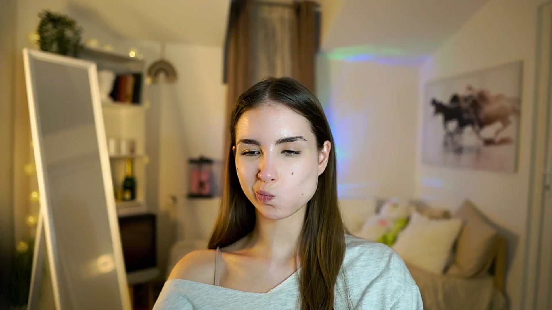 Gallery image thumbnail from Shy_jane's myfreecams stream on, 03/16/2026, 16:31 image 1 of 20