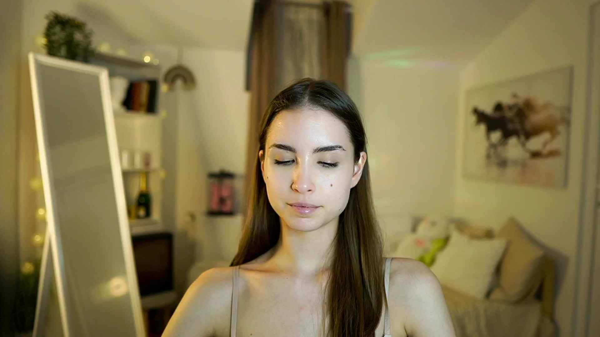 Gallery image thumbnail from Shy_jane's myfreecams stream on, 03/16/2026, 17:31 image 2 of 20