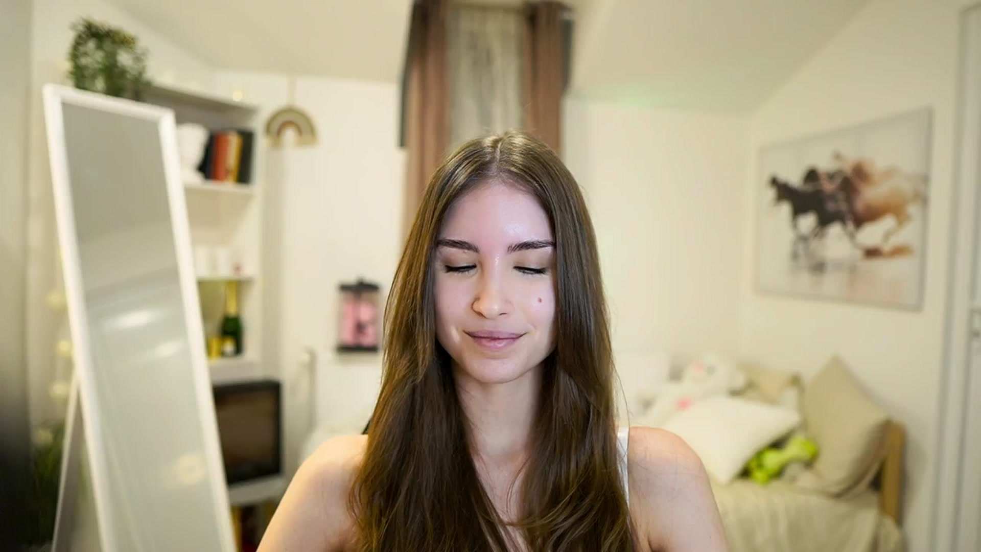 Gallery image thumbnail from Shy_jane's myfreecams stream on, 03/18/2026, 15:30 image 15 of 20