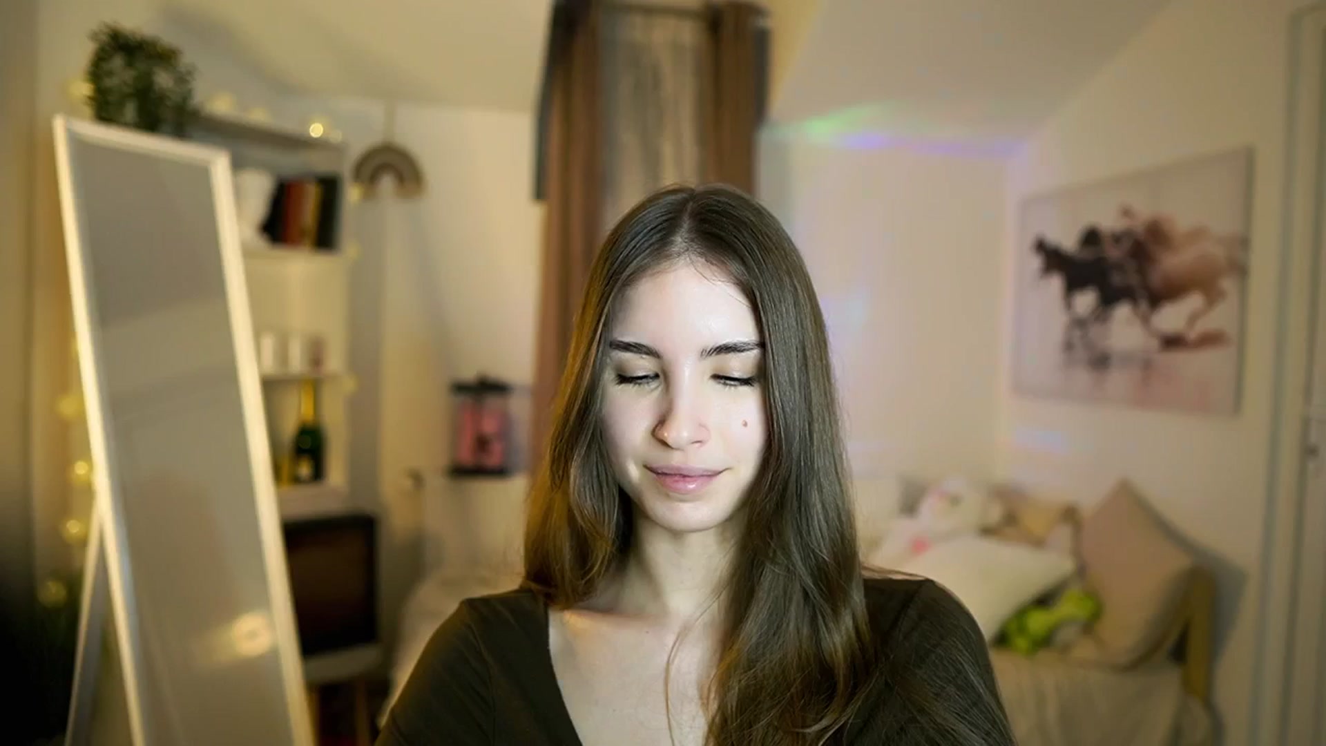 Gallery image thumbnail from Shy_jane's myfreecams stream on, 03/18/2026, 17:53 image 18 of 20