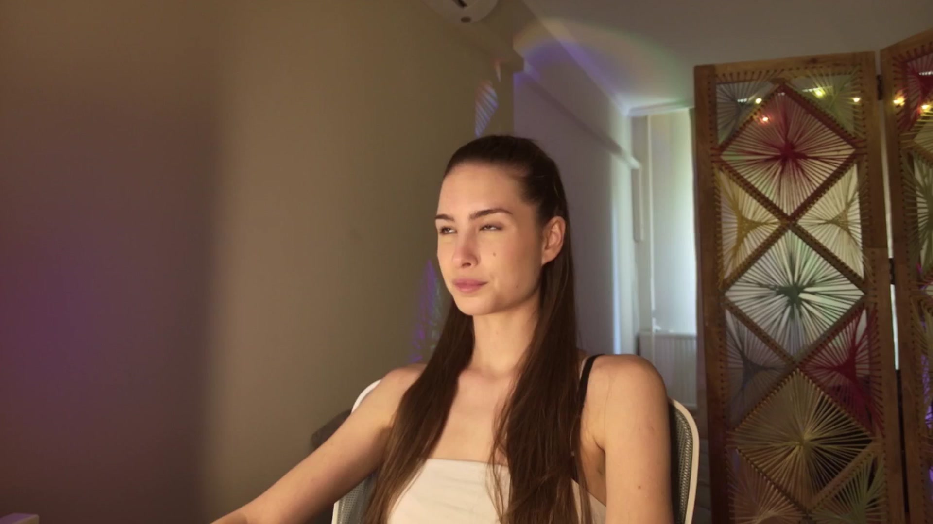 Gallery image thumbnail from Shy_jane's myfreecams stream on, 04/08/2026, 10:44 image 2 of 20