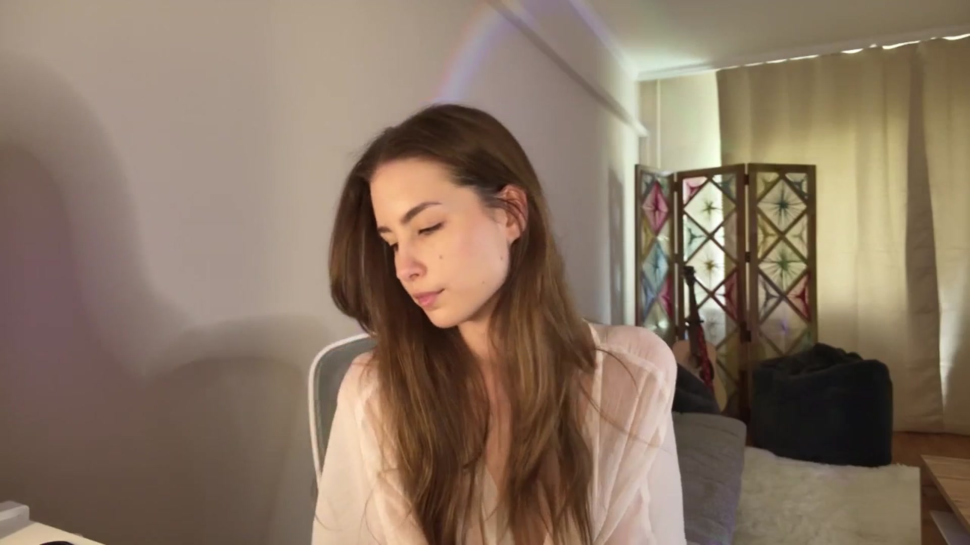 Gallery image thumbnail from Shy_jane's myfreecams stream on, 04/13/2026, 11:04 image 10 of 20