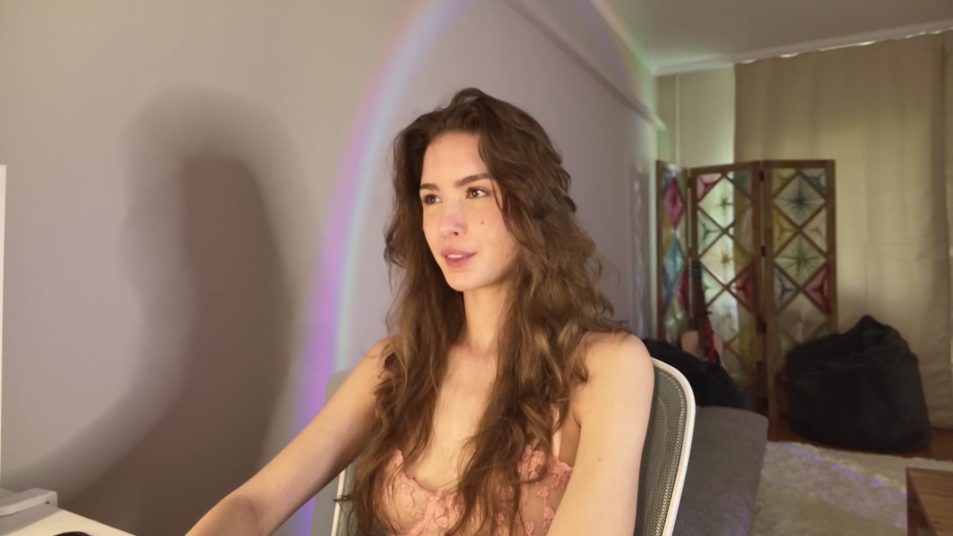Gallery image thumbnail from Shy_jane's myfreecams stream on, 04/20/2026, 08:01 image 1 of 20
