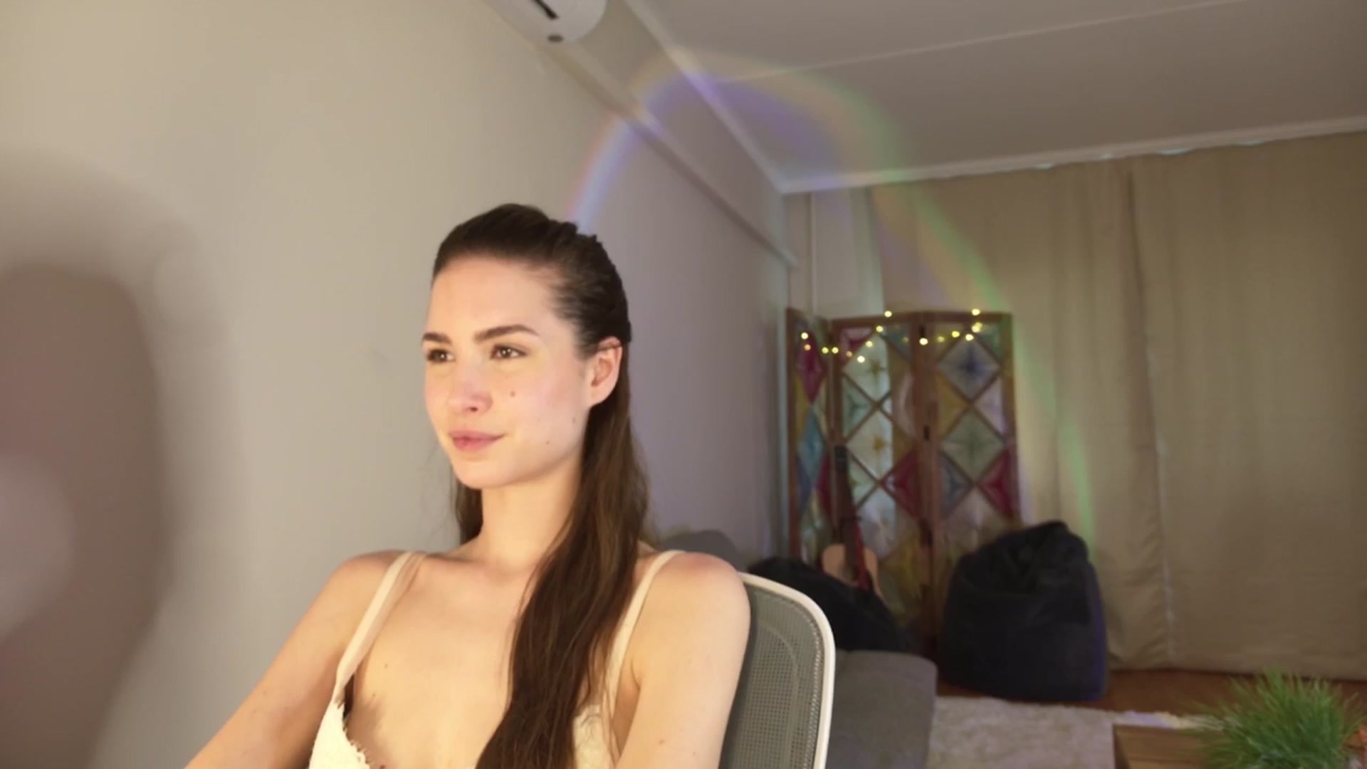 Gallery image thumbnail from Shy_jane's myfreecams stream on, 04/21/2026, 16:24 image 6 of 20
