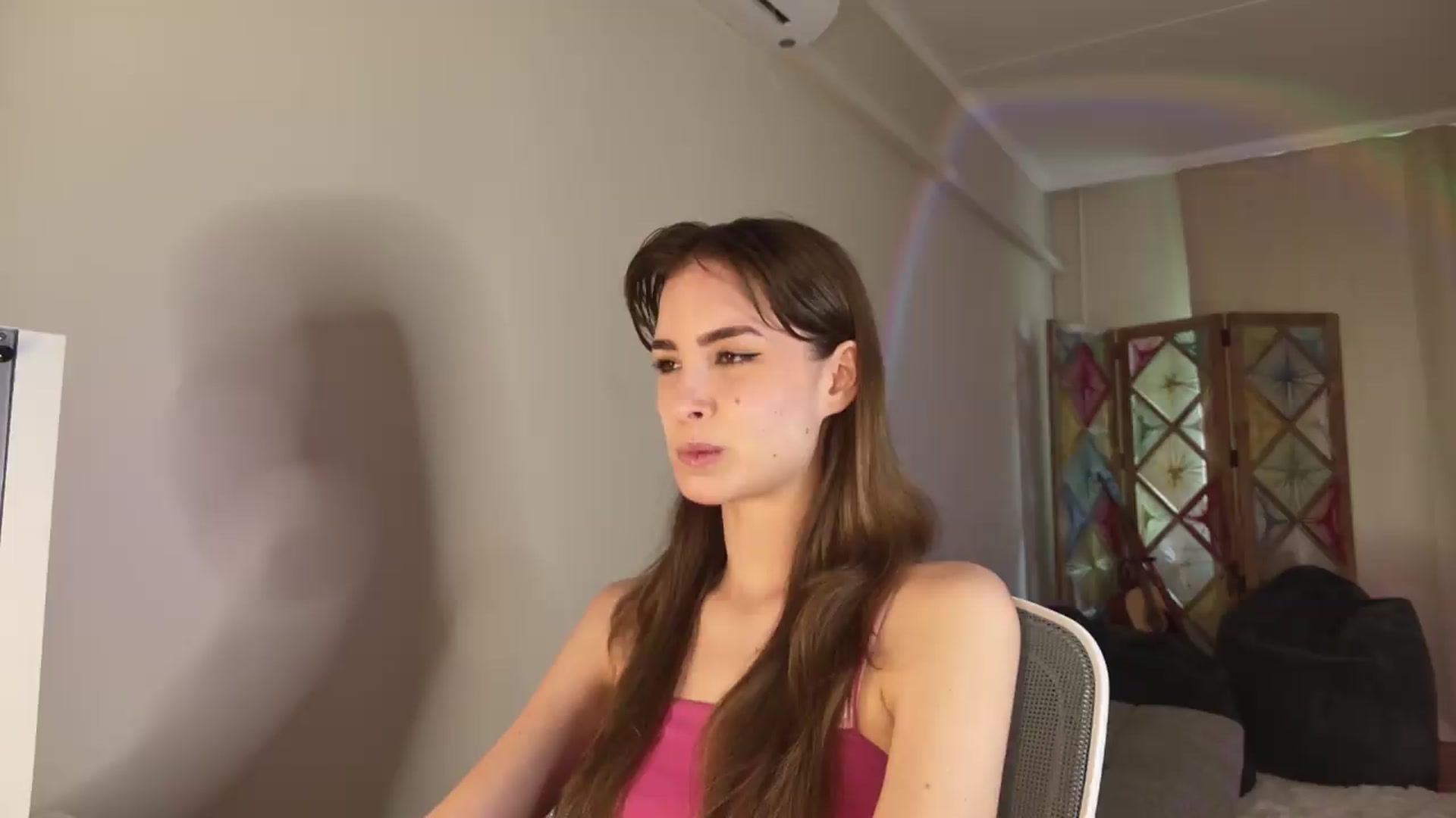 Gallery image thumbnail from Shy_jane's myfreecams stream on, 05/18/2026, 11:39 image 4 of 20