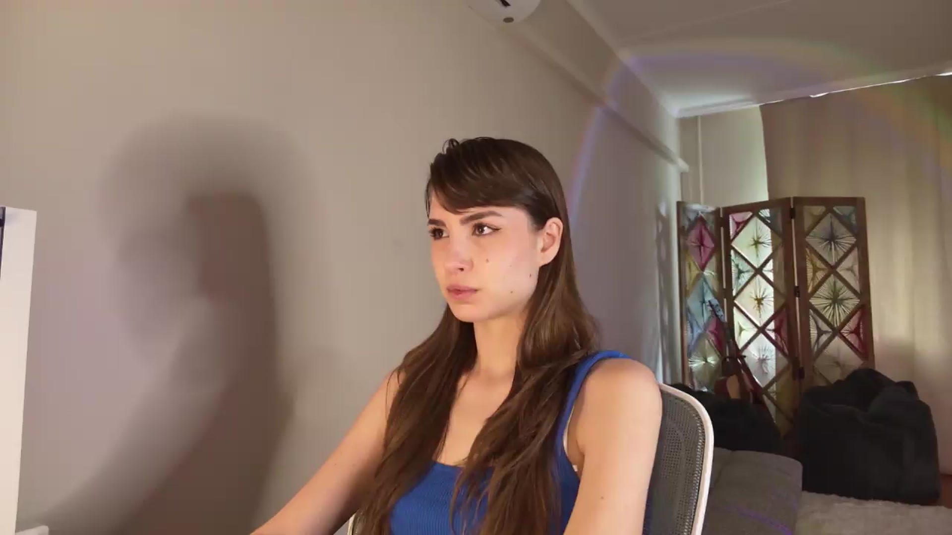 Gallery image thumbnail from Shy_jane's myfreecams stream on, 05/19/2026, 08:36 image 6 of 20