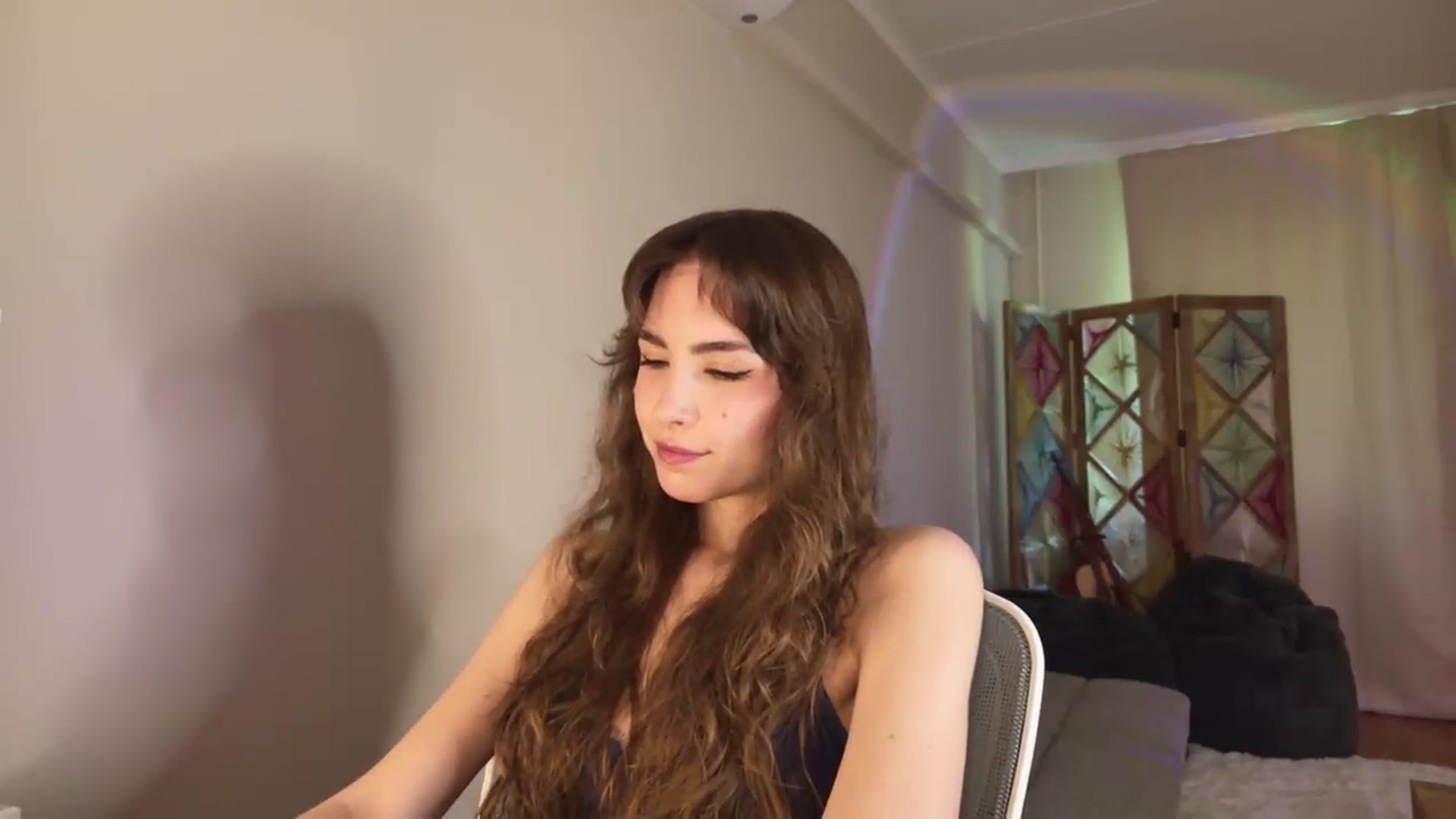 Gallery image thumbnail from Shy_jane's myfreecams stream on, 05/25/2026, 12:43 image 11 of 20