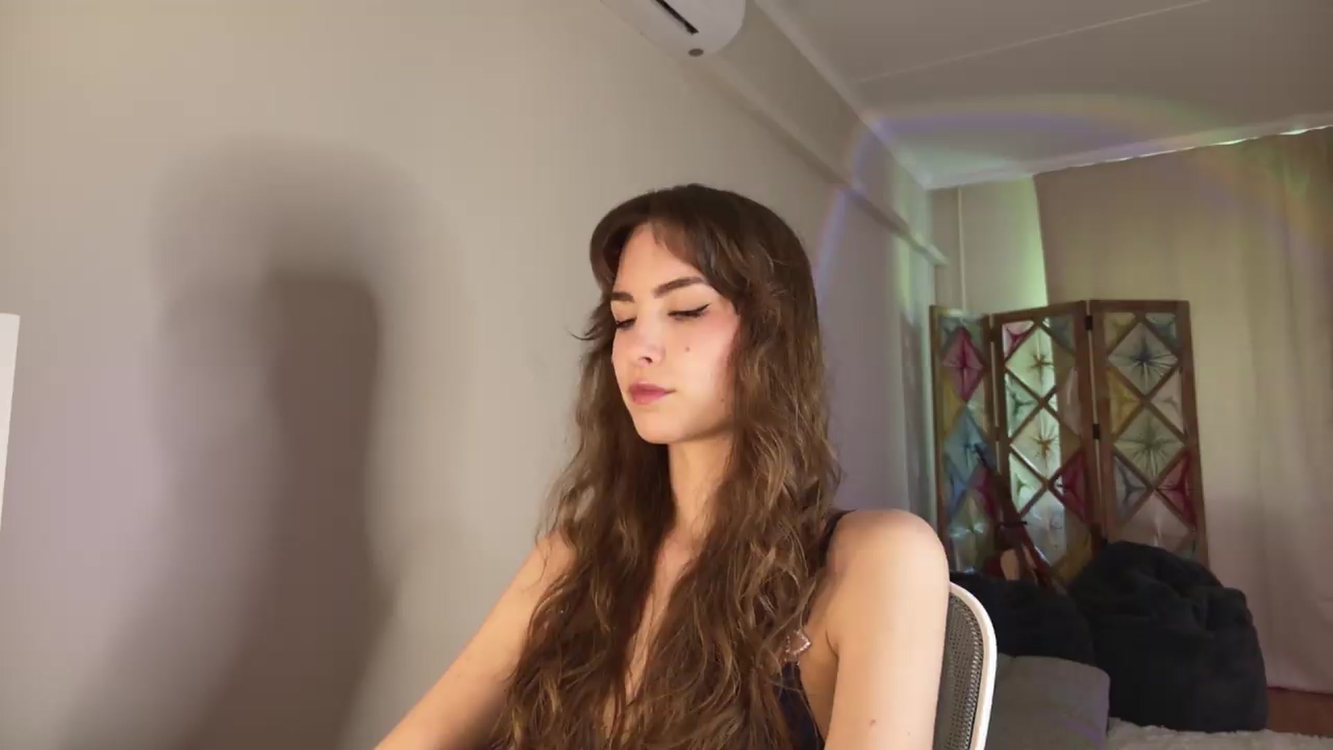 Gallery image thumbnail from Shy_jane's myfreecams stream on, 05/25/2026, 12:43 image 1 of 20