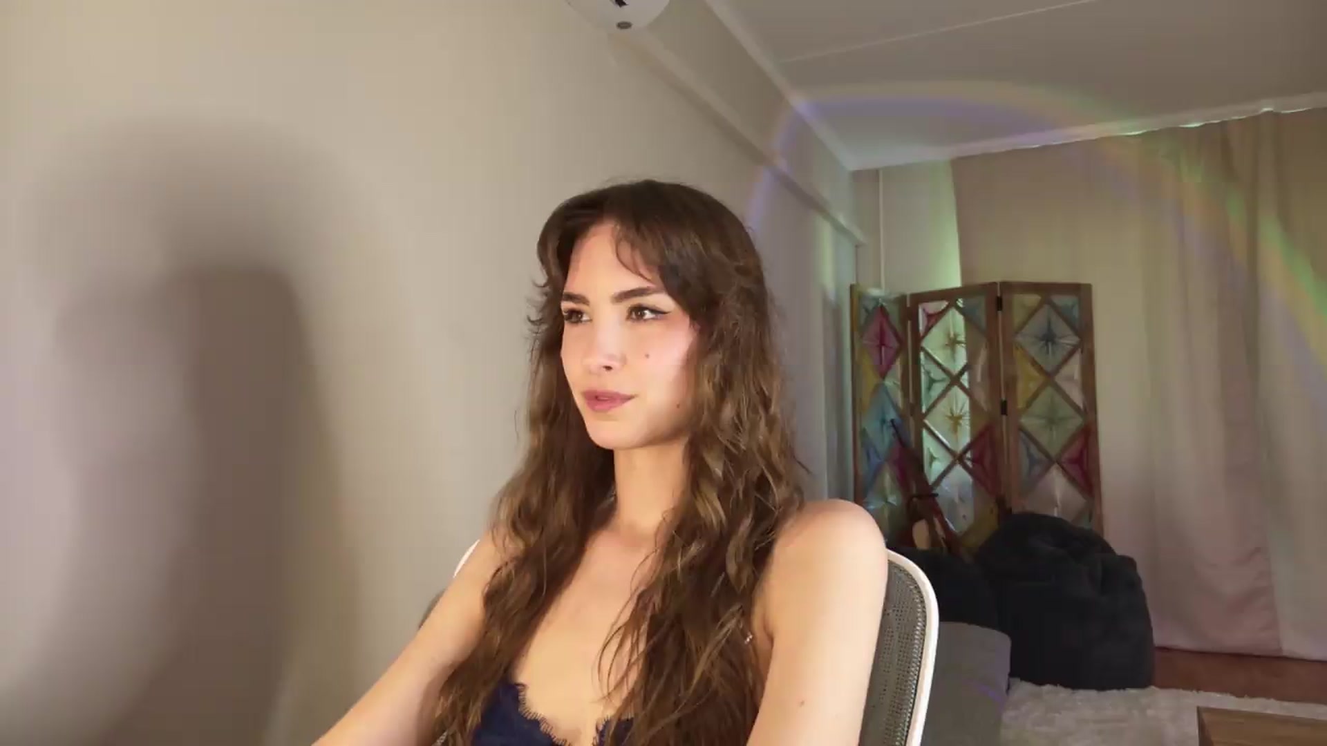 Gallery image thumbnail from Shy_jane's myfreecams stream on, 05/25/2026, 13:28 image 4 of 20