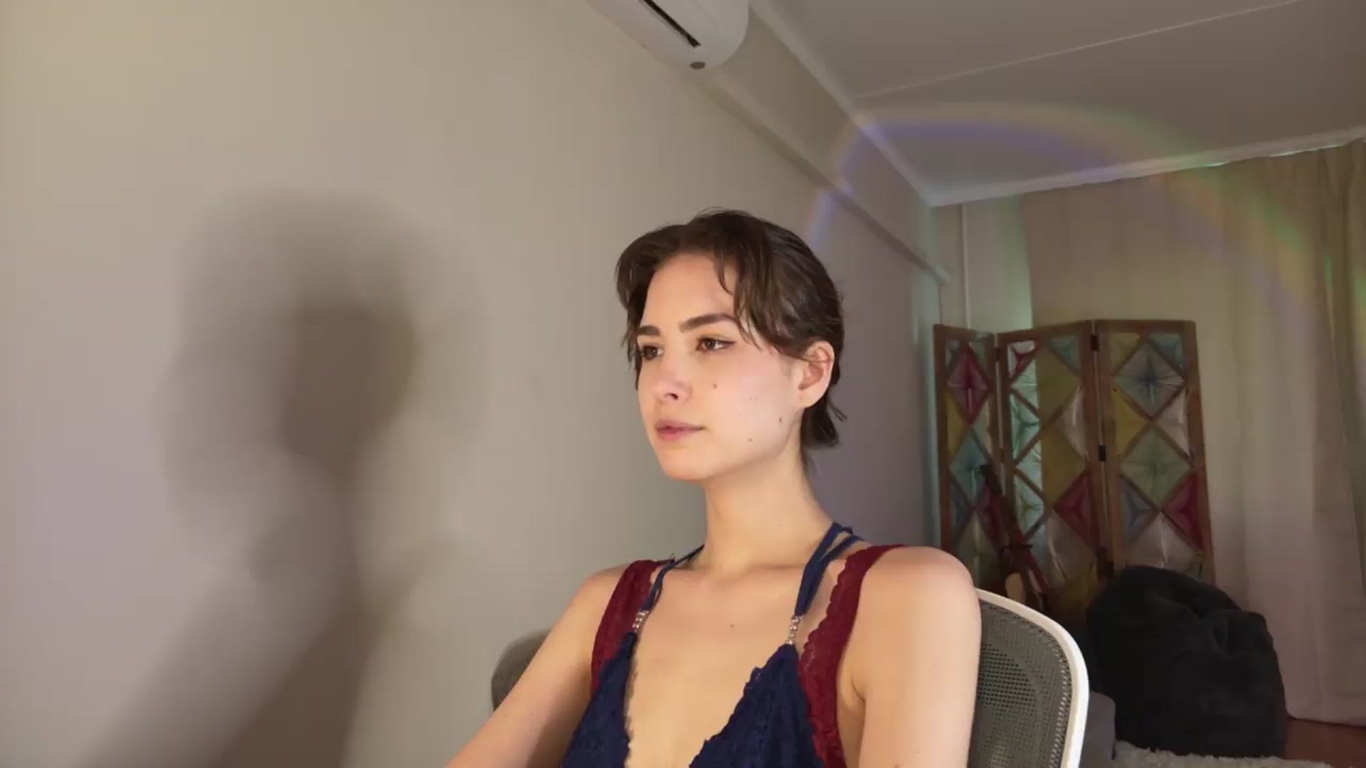 Gallery image thumbnail from Shy_jane's myfreecams stream on, 05/27/2026, 15:18 image 4 of 20
