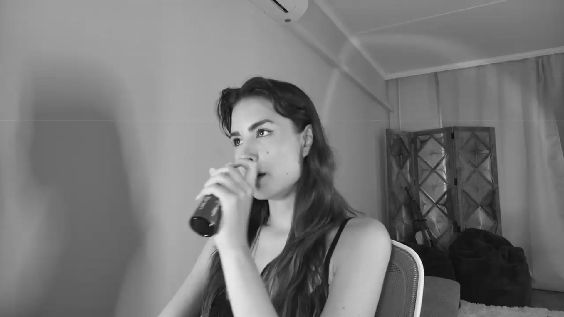 Gallery image thumbnail from Shy_jane's myfreecams stream on, 06/01/2026, 16:17 image 5 of 20