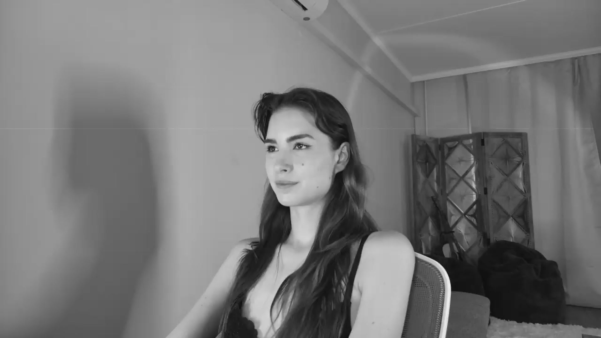 Gallery image thumbnail from Shy_jane's myfreecams stream on, 06/01/2026, 16:17 image 13 of 20