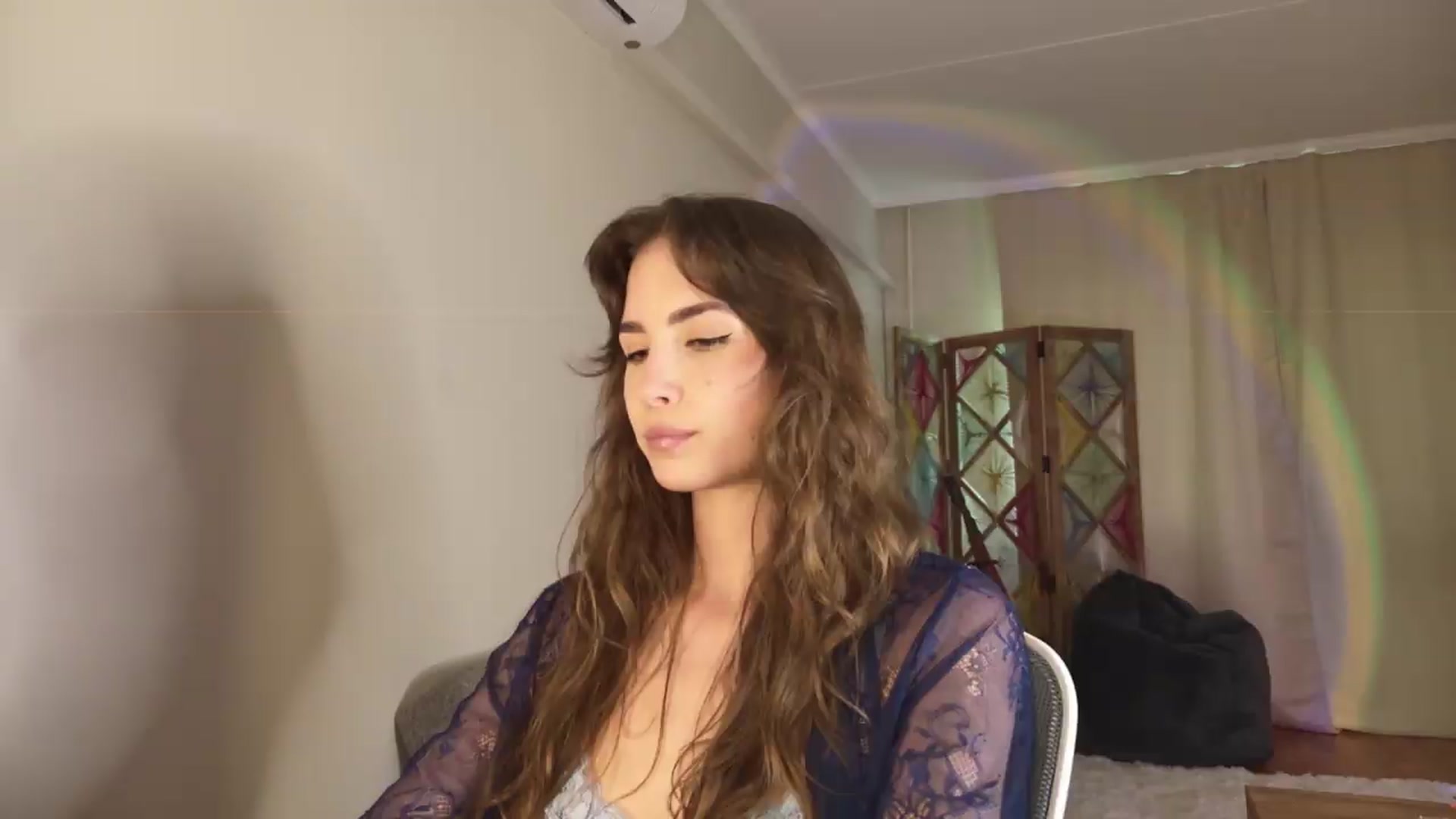 Gallery image thumbnail from Shy_jane's myfreecams stream on, 06/12/2026, 15:57 image 18 of 20