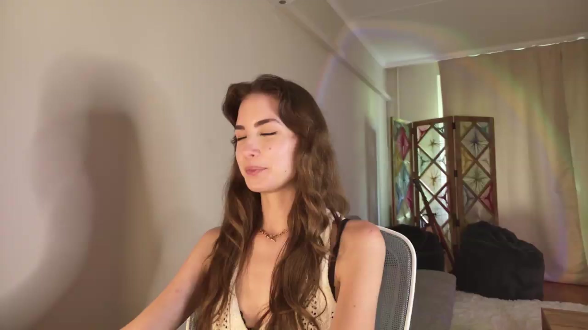 Gallery image thumbnail from Shy_jane's myfreecams stream on, 06/21/2026, 14:34 image 3 of 20