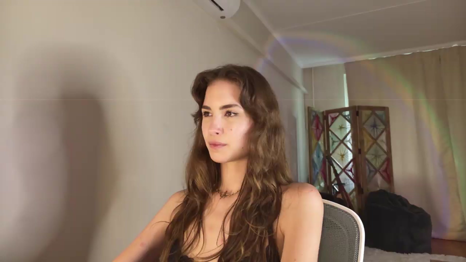 Gallery image thumbnail from Shy_jane's myfreecams stream on, 06/21/2026, 15:44 image 16 of 20