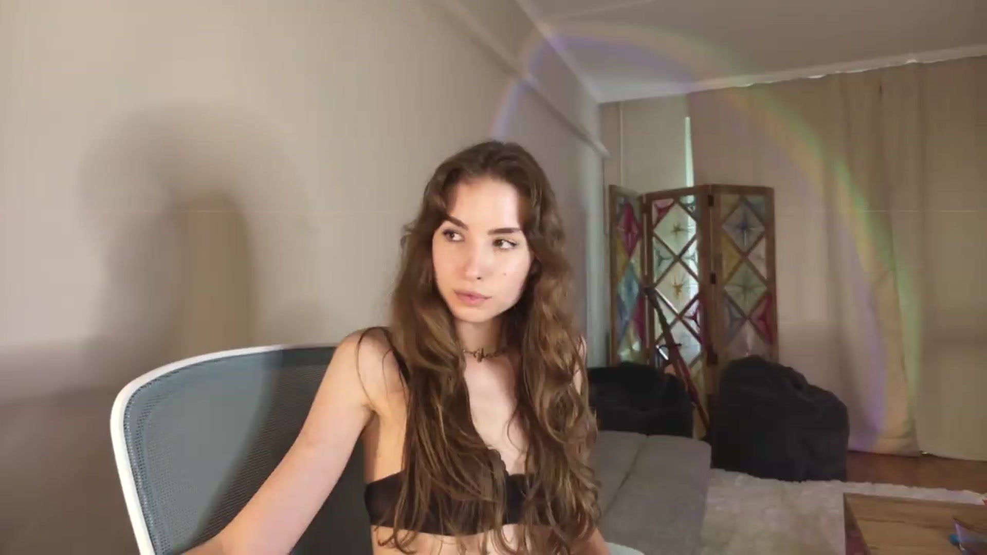 Gallery image thumbnail from Shy_jane's myfreecams stream on, 06/21/2026, 16:40 image 16 of 20