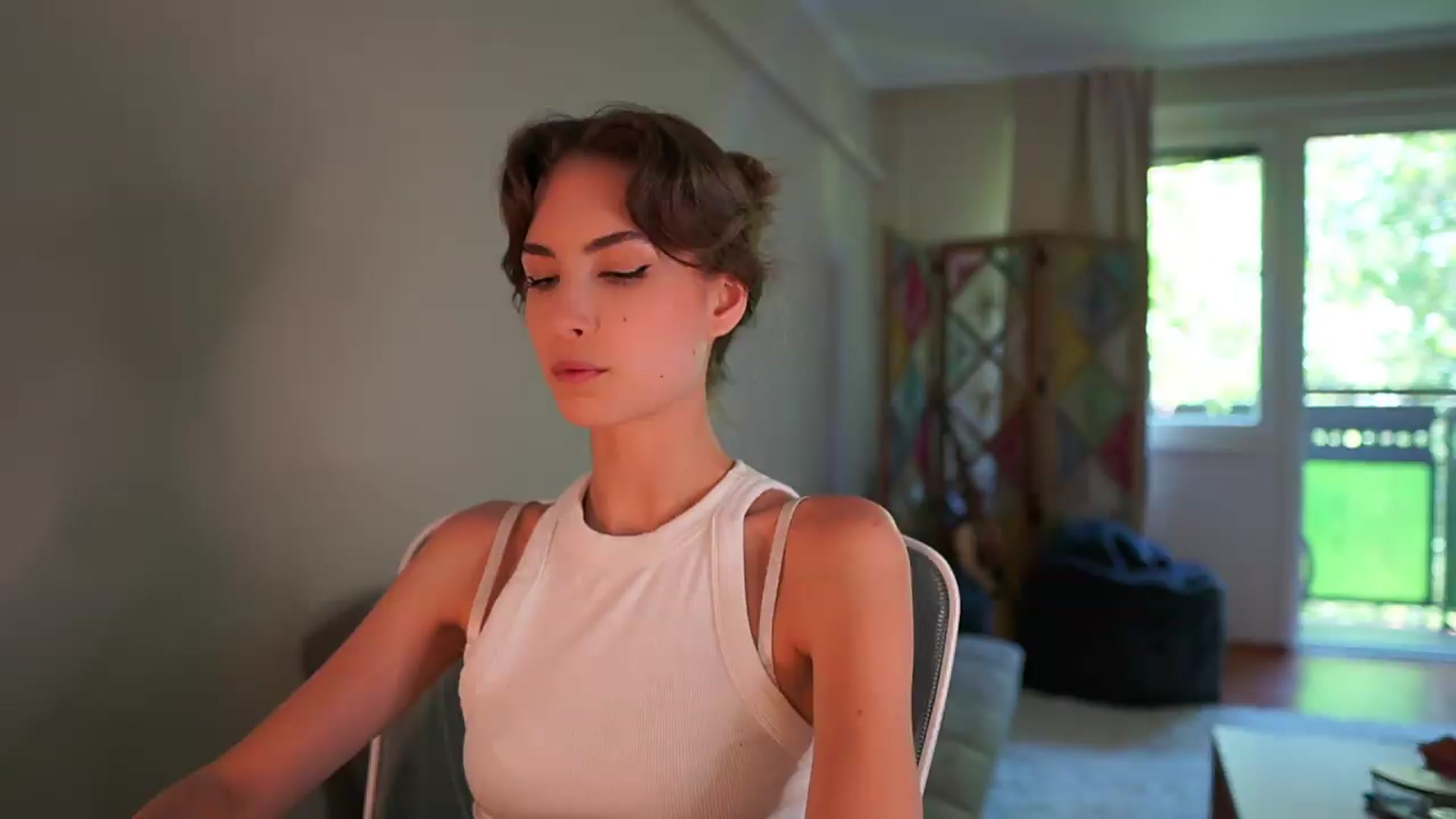 Gallery image thumbnail from Shy_jane's myfreecams stream on, 06/25/2026, 11:15 image 1 of 20