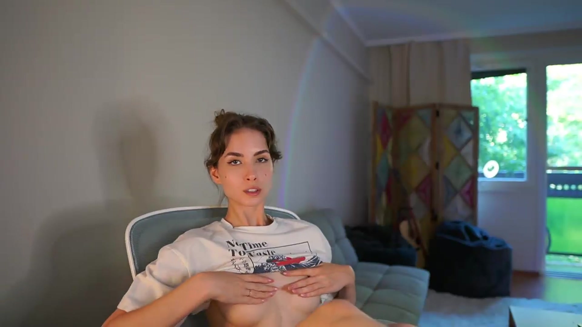 Gallery image thumbnail from Shy_jane's myfreecams stream on, 06/26/2026, 16:23 image 20 of 20