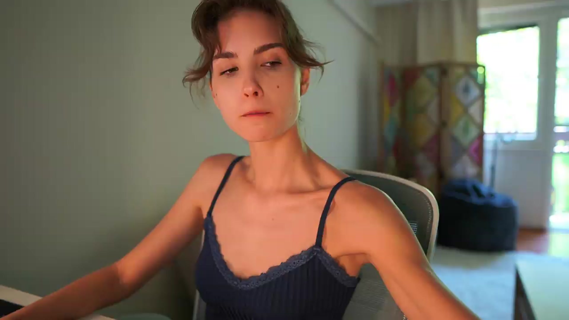Gallery image thumbnail from Shy_jane's myfreecams stream on, 06/28/2026, 09:27 image 3 of 20