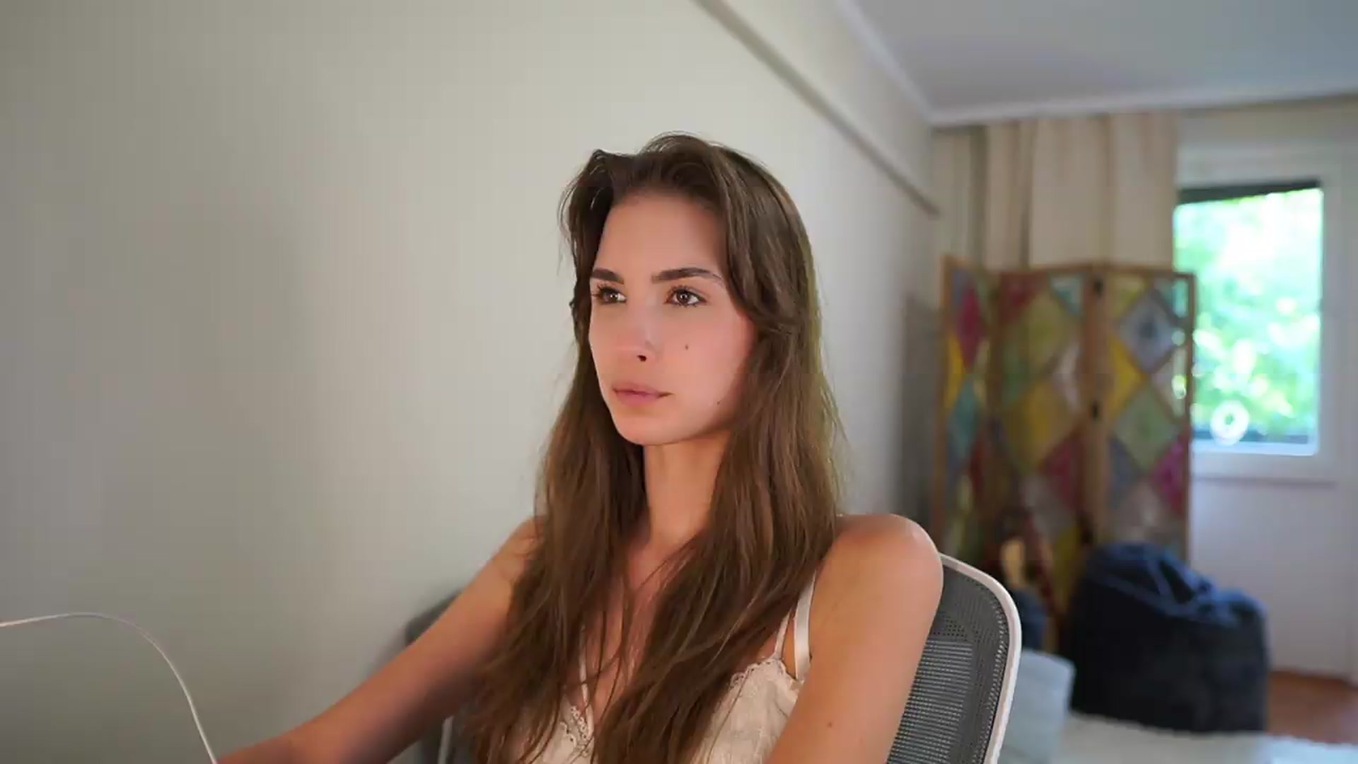 Gallery image thumbnail from Shy_jane's myfreecams stream on, 07/05/2026, 13:52 image 5 of 20
